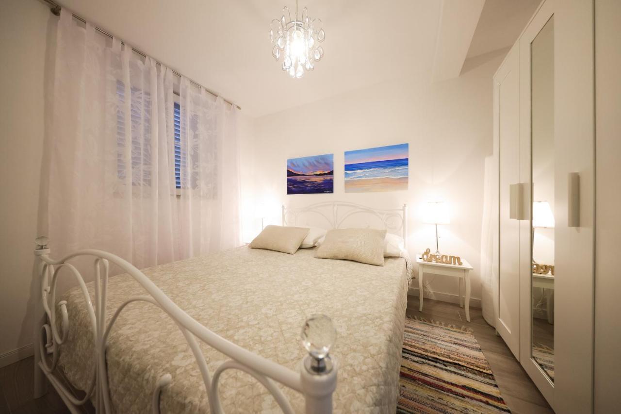 Pavle'S Apartment Zadar Exterior photo